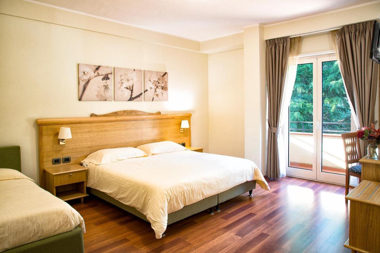 Hotel Park 108 Sport&Wellness Лорика Екстериор снимка