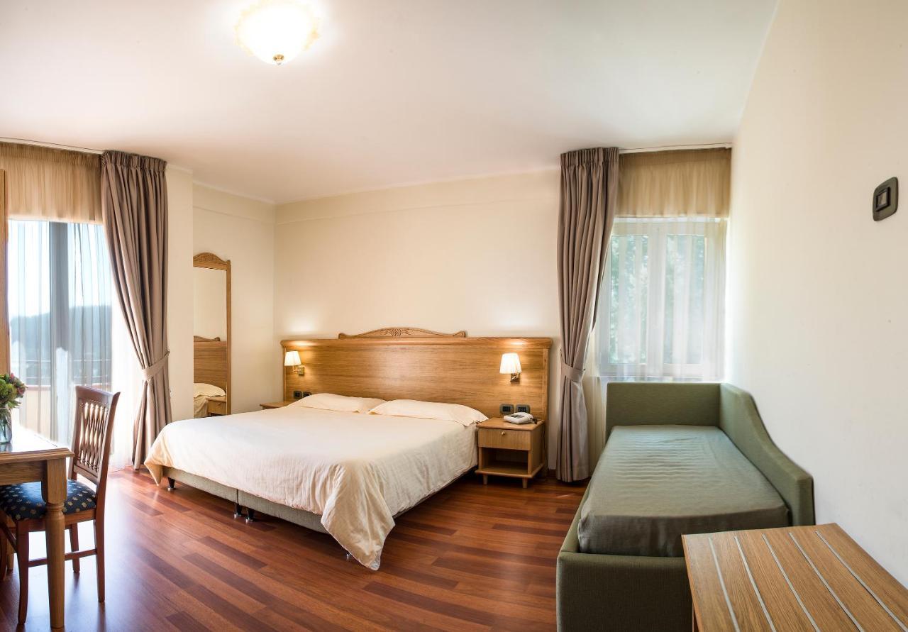 Hotel Park 108 Sport&Wellness Лорика Екстериор снимка