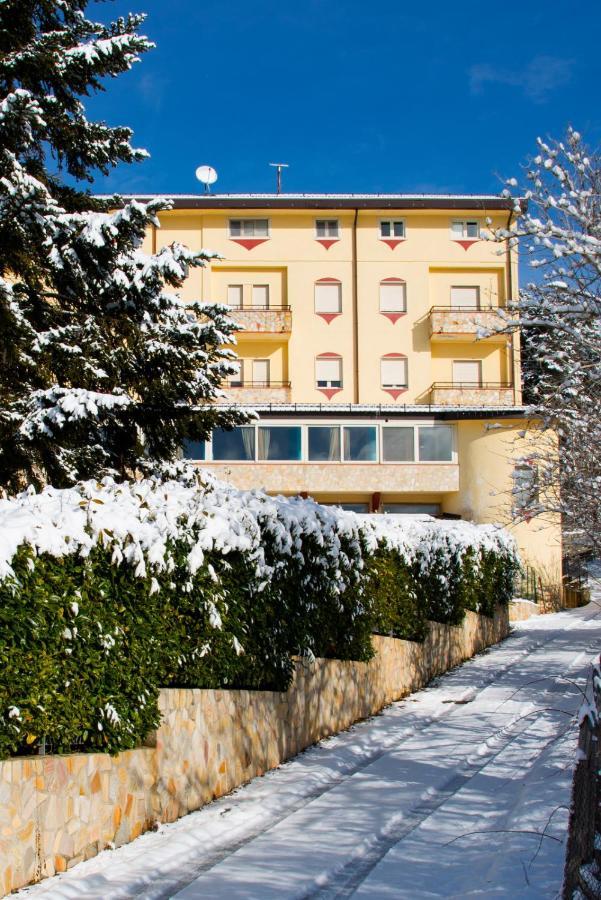 Hotel Park 108 Sport&Wellness Лорика Екстериор снимка